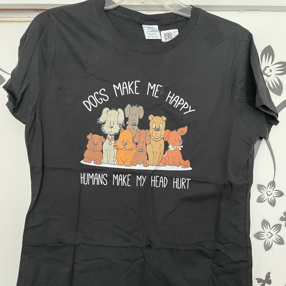 PRICE DROP! Fun Short Sleeve T Shirt for Dog Lovers - Women's Medium